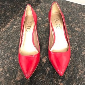 BCBG pointy toe pumps